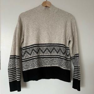 Banana republic mock turtleneck sweater, size M, black and oatmeal